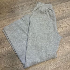 NWOT grey sweatpants wide leg